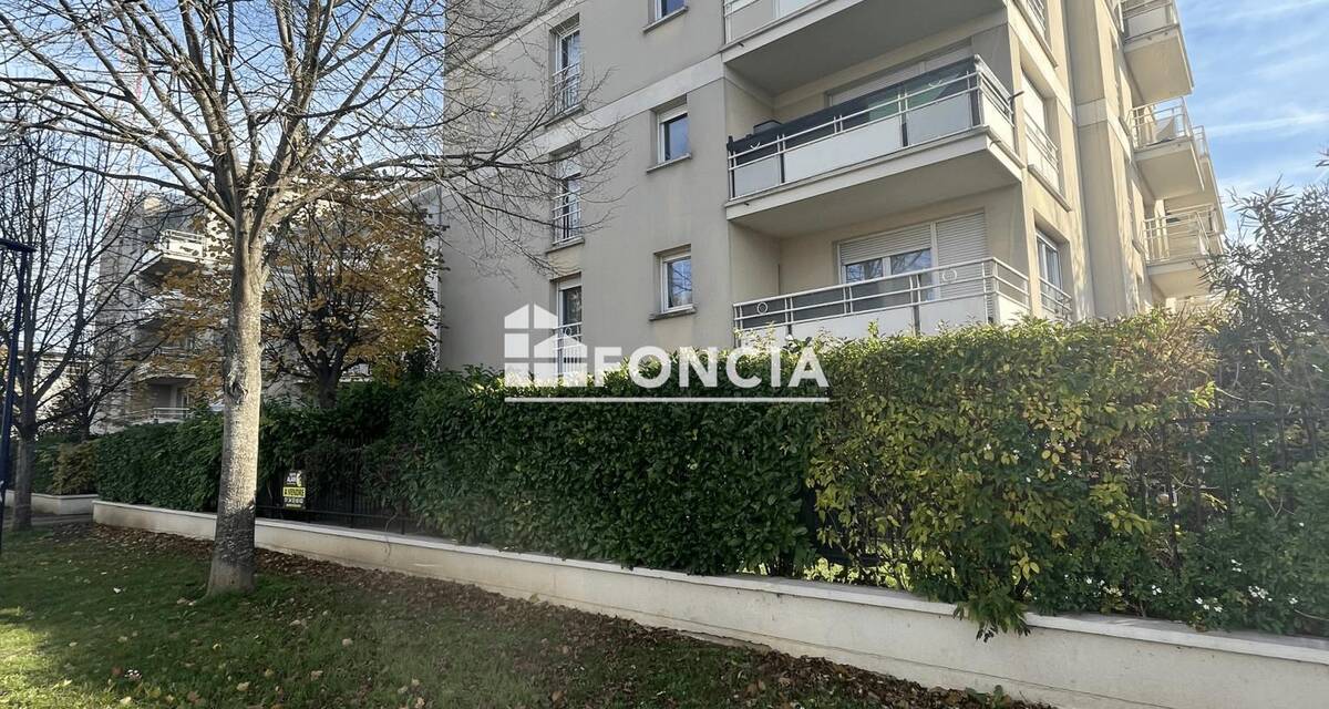 Appartement à DUGNY