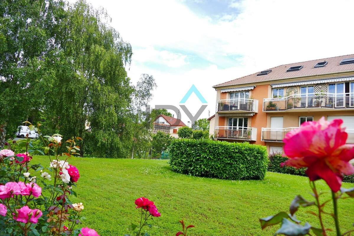 Appartement à LE PECQ