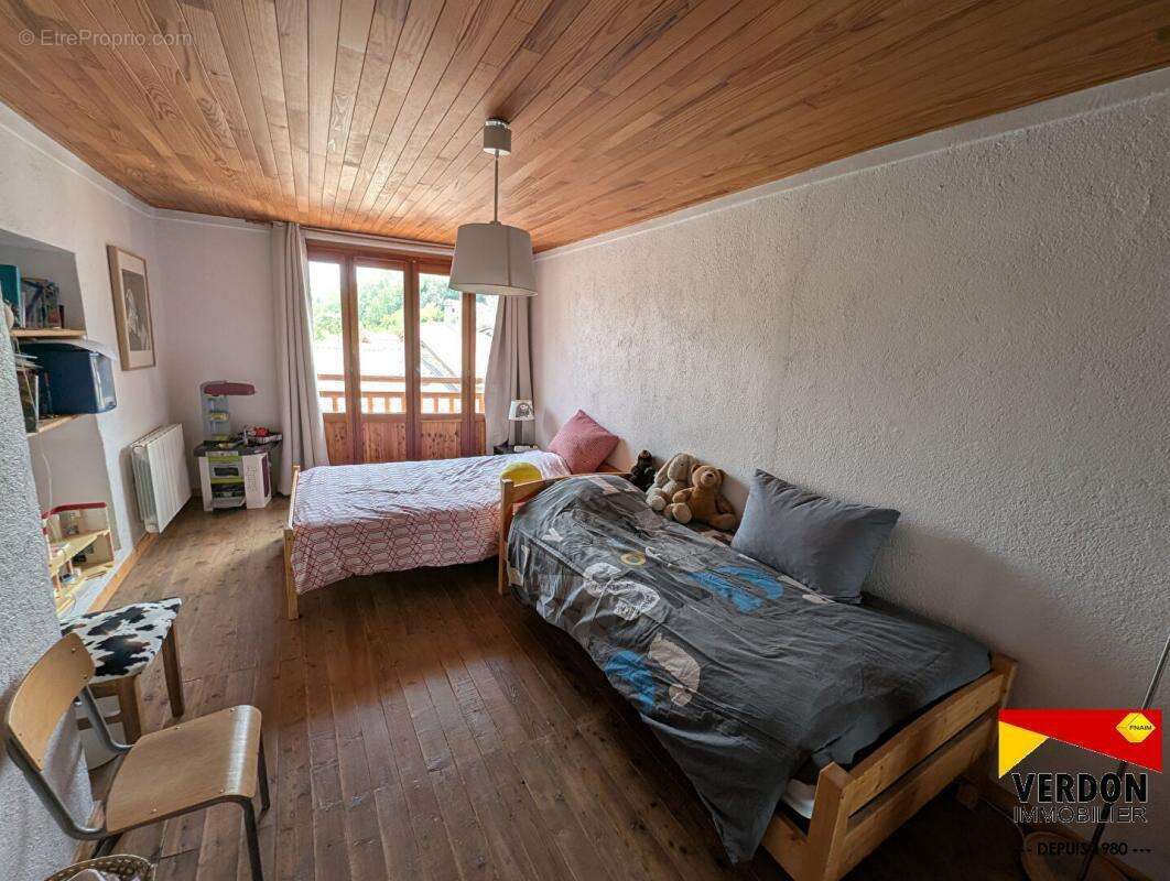 Maison à VILLARS-COLMARS