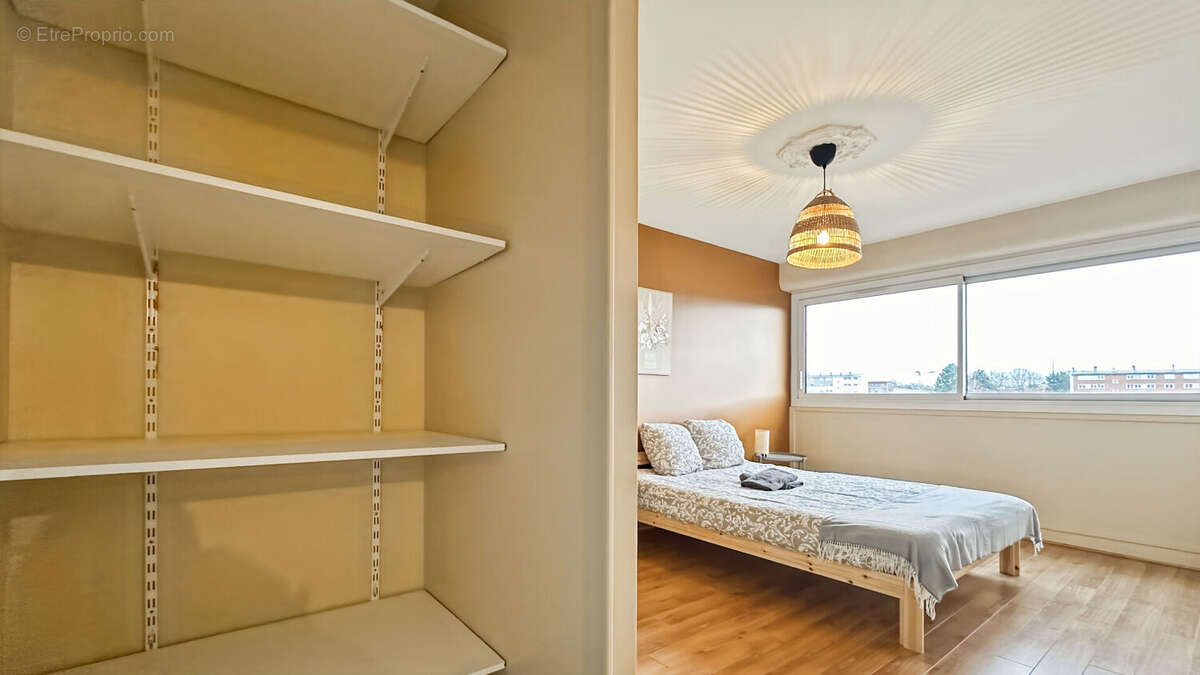 Appartement à TINQUEUX