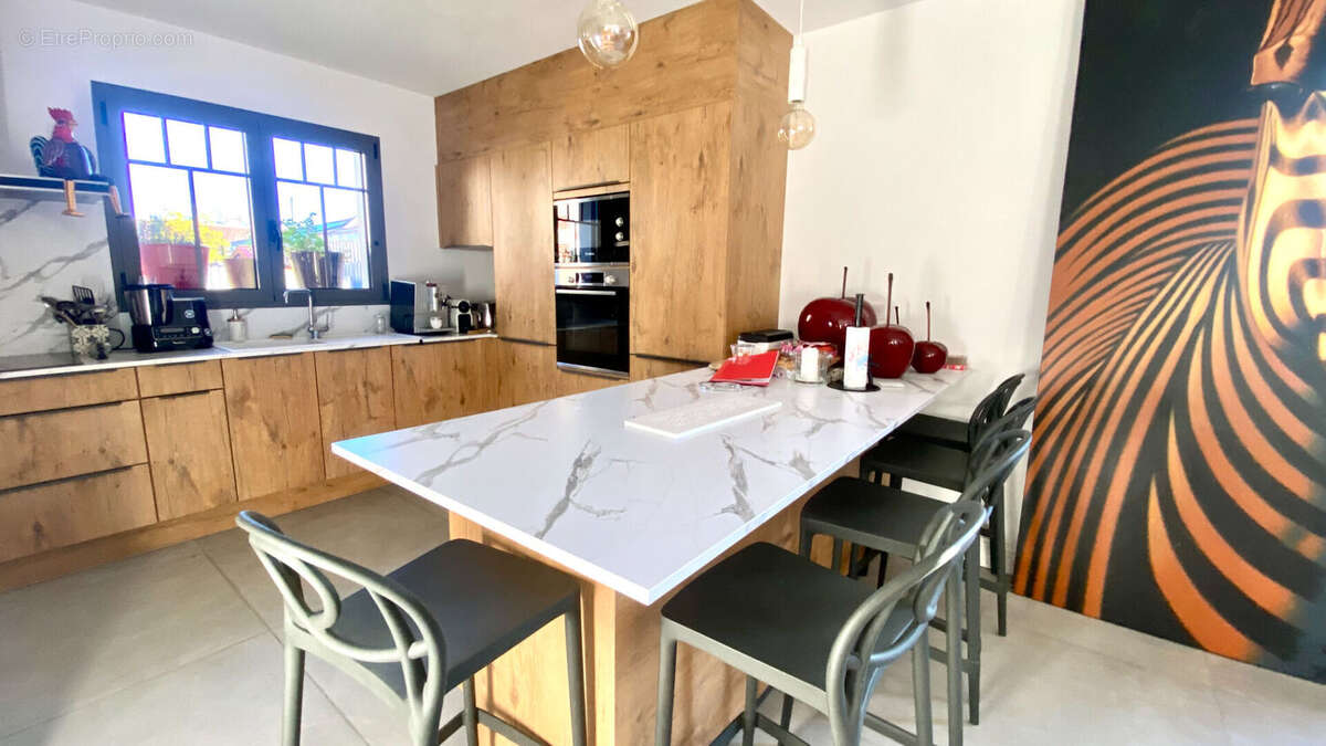 Maison à GUJAN-MESTRAS