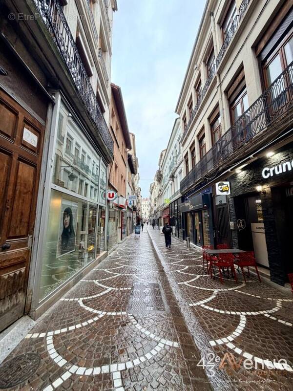 Appartement à SAINT-ETIENNE