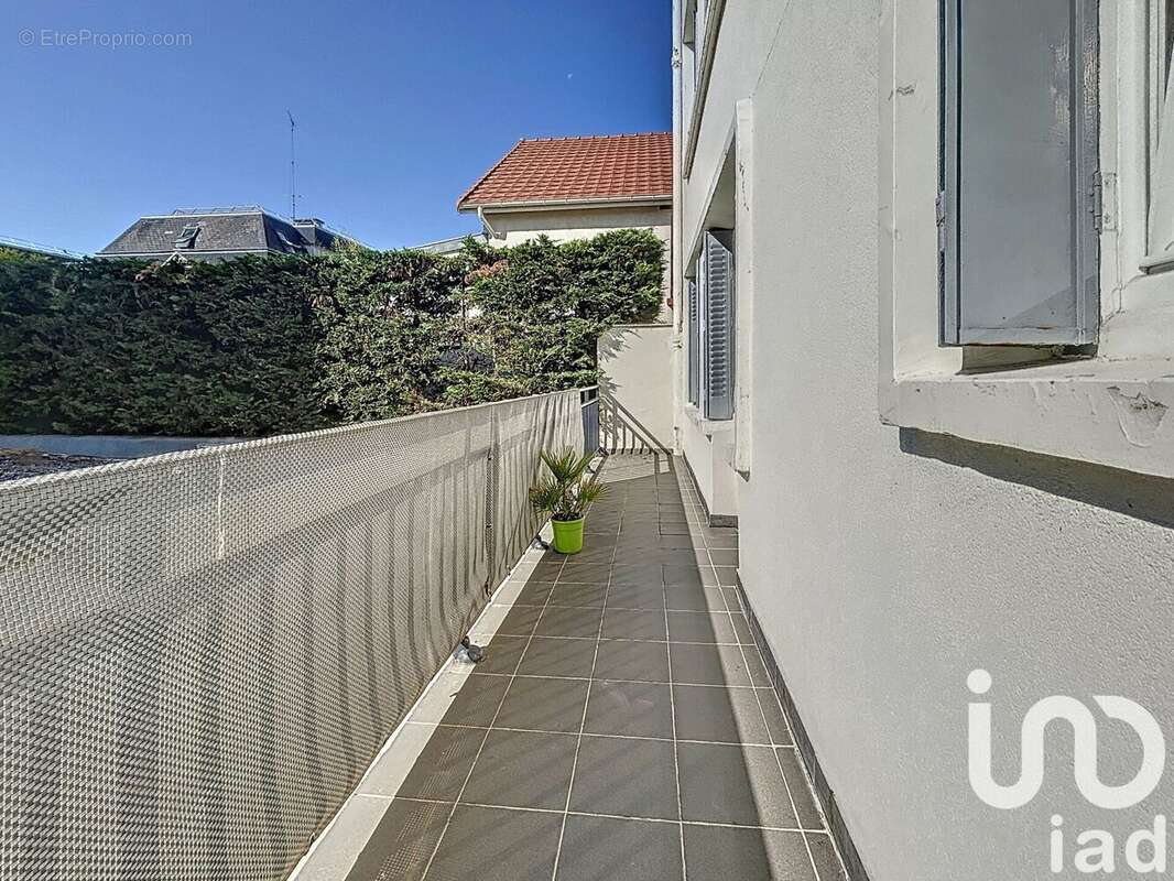 Photo 9 - Appartement à RUEIL-MALMAISON