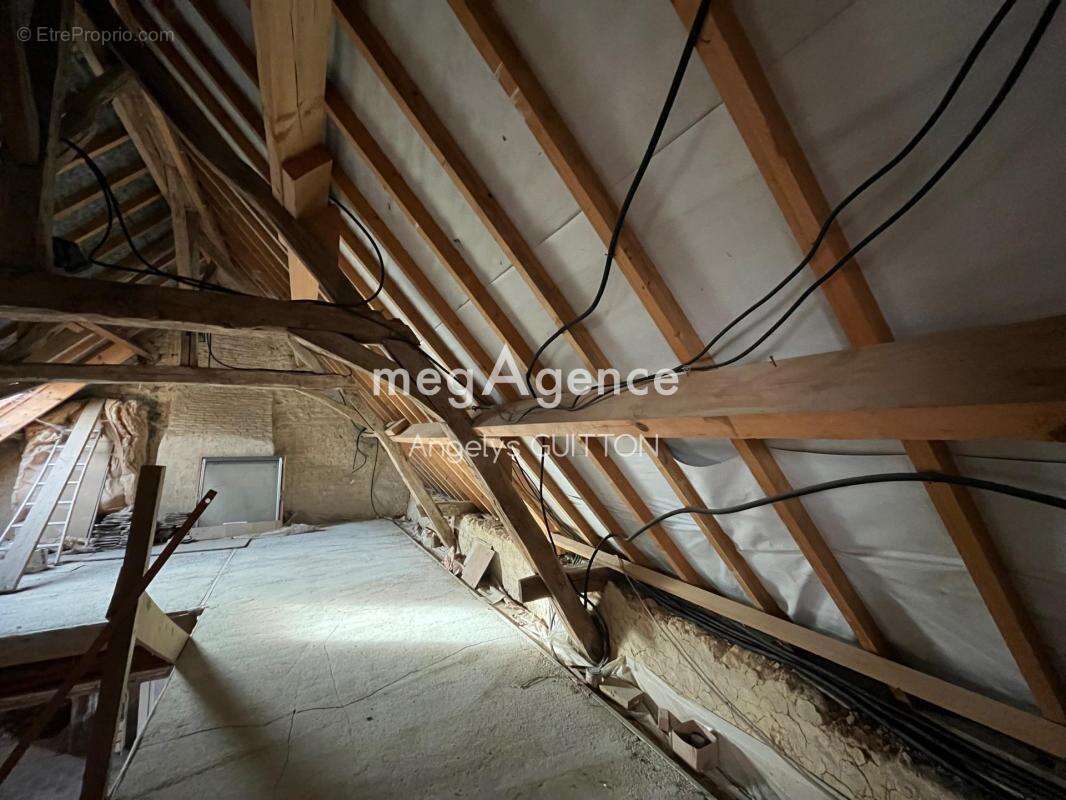 Maison à BEAUMONT-SUR-SARTHE