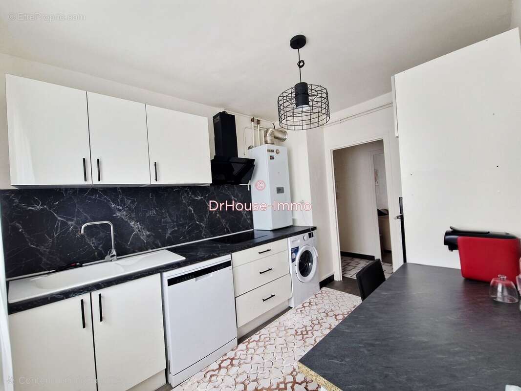 Appartement à ROMANS-SUR-ISERE