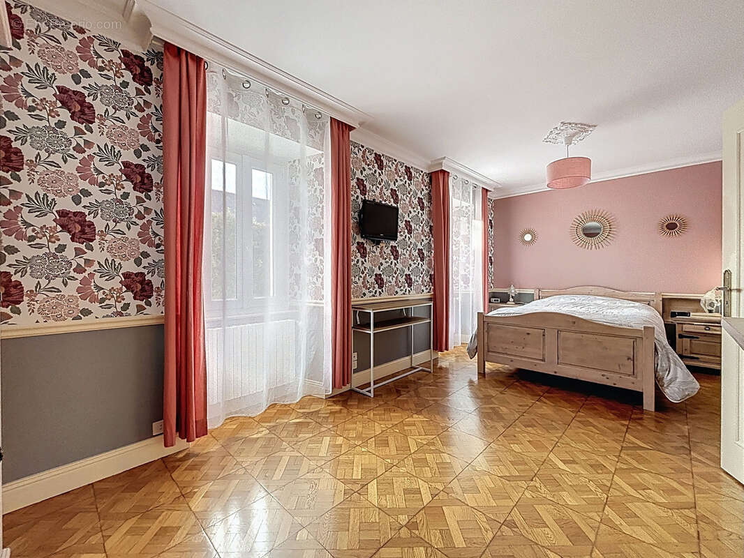 Maison à CERISY-LA-FORET