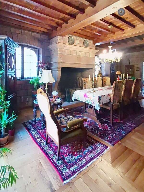 Maison 217 m² à Meyssac  - photo 5