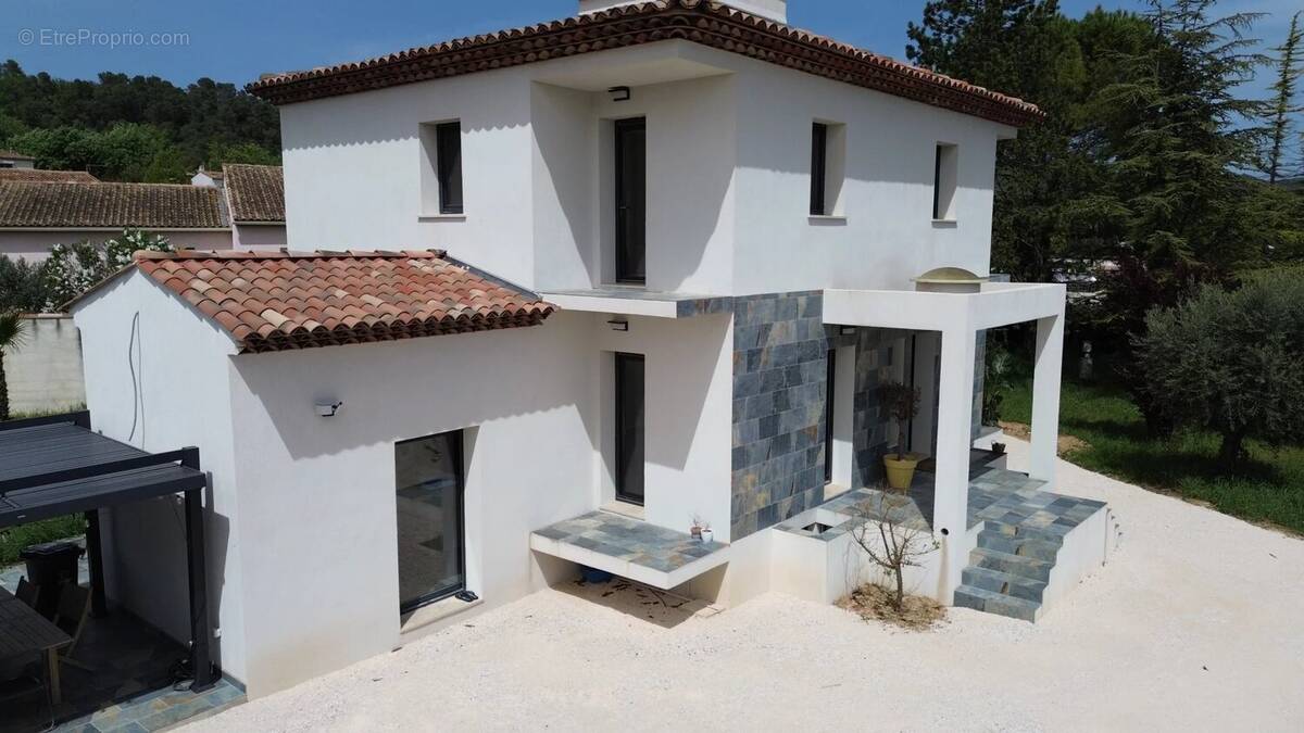 Maison à FORCALQUEIRET