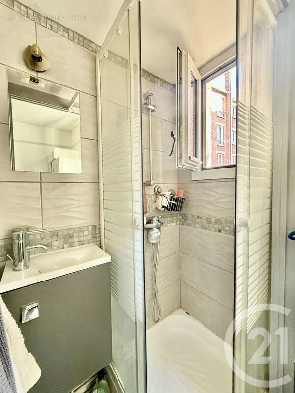 Appartement à CLICHY