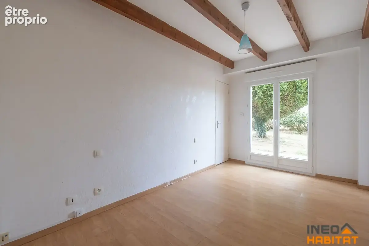 Maison Saint Gilles 7 pièce(s) 142 m2 - photo 6