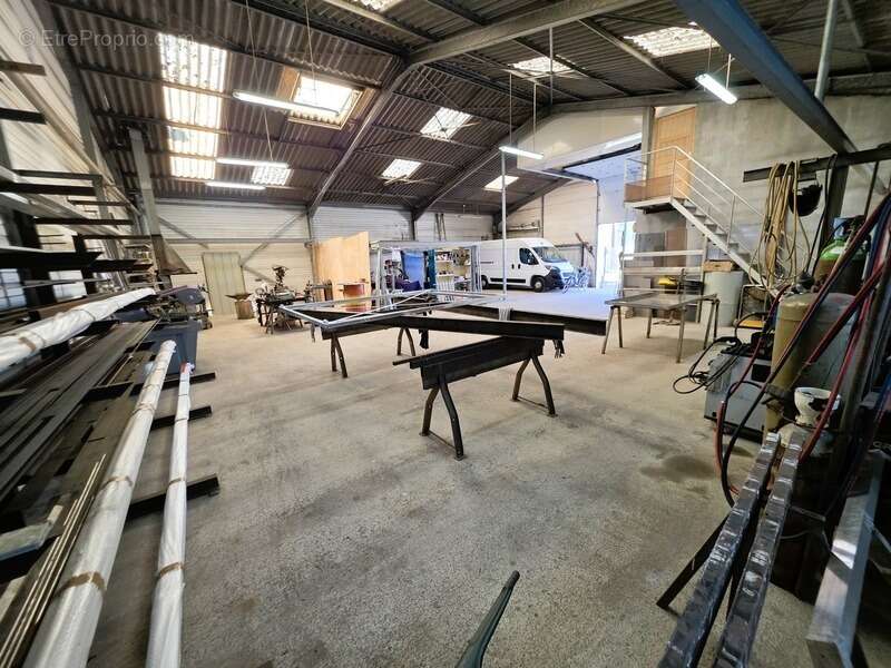 Commerce à LE GRAND-VILLAGE-PLAGE