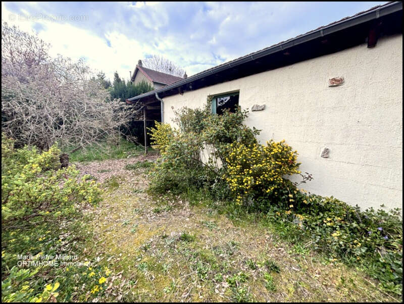 Maison familiale de 7 pièces à BOURGANEUF (23) - photo 24