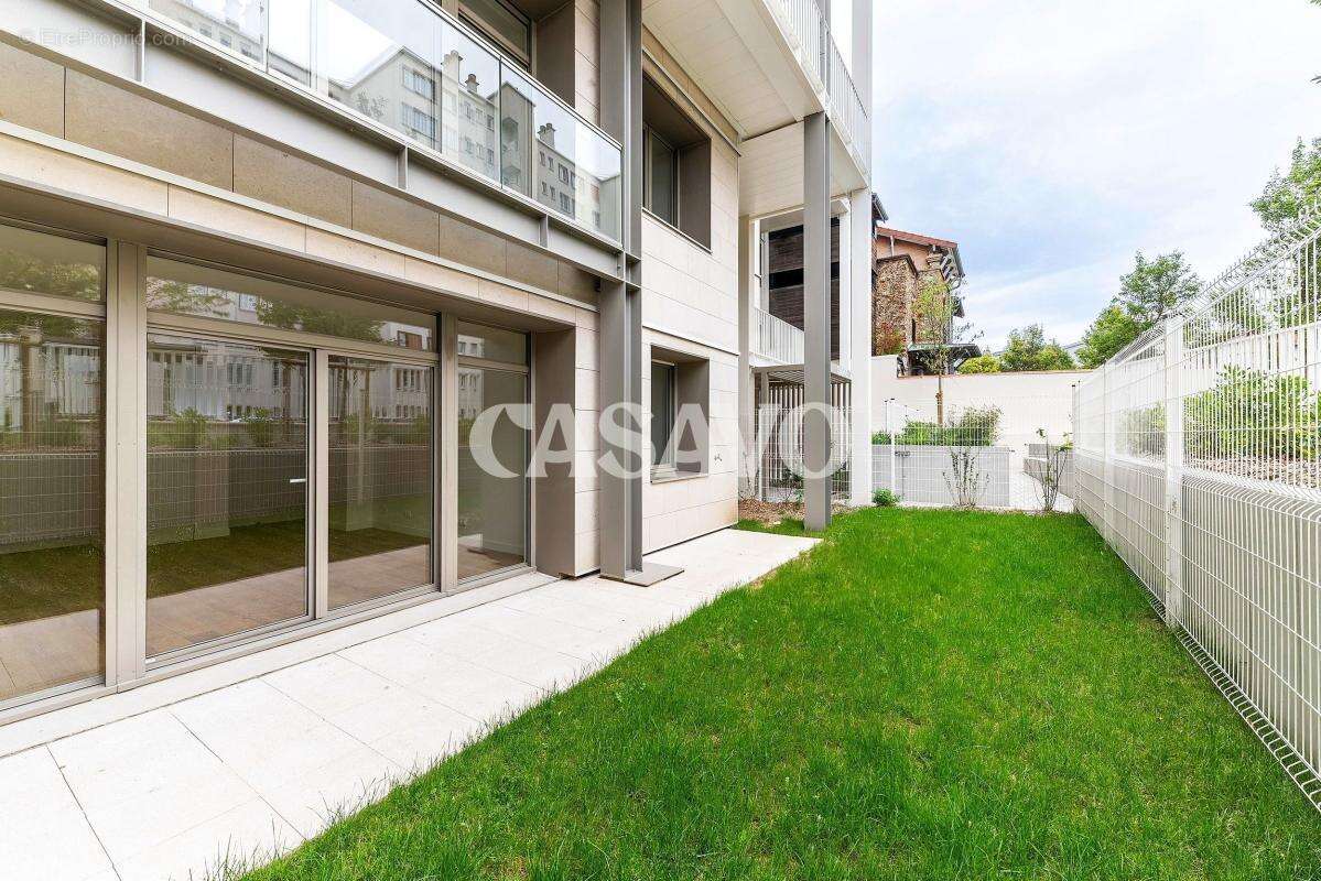 Appartement à ISSY-LES-MOULINEAUX