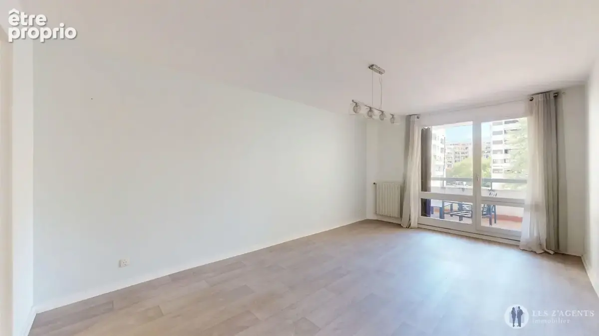 Appartement T3 de 68m2 avec balcon + garage - photo 2