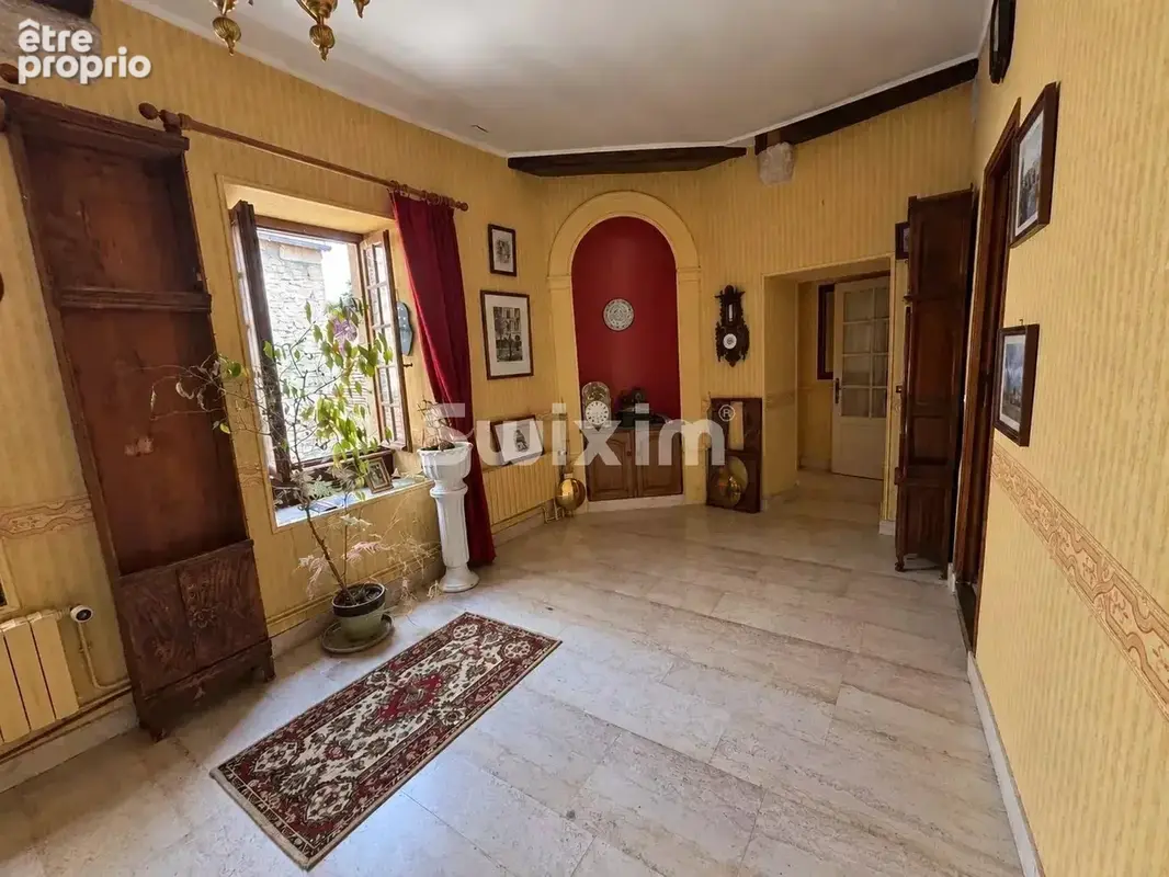 L'isle-sur-serein – une tour du xiiiᵉ siècle, cinq chambres et 271 m² d'histoire à habiter - photo 14