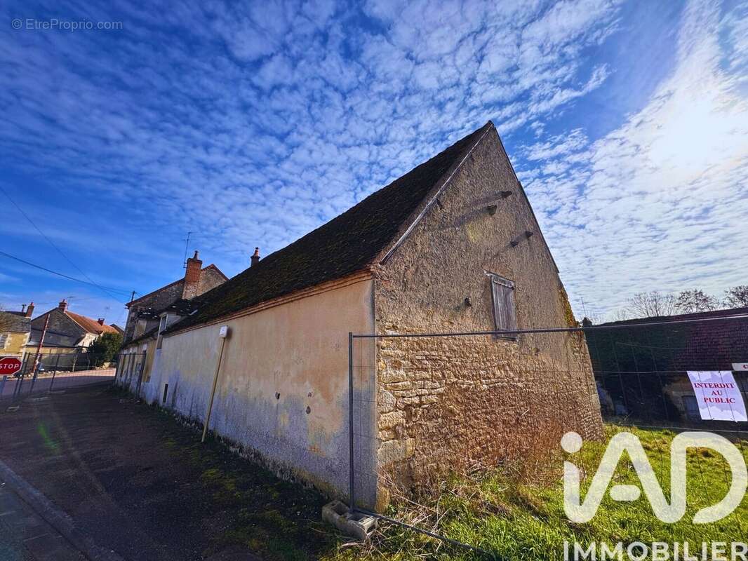 Photo 8 - Maison à SUILLY-LA-TOUR