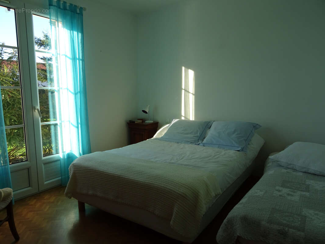 Maison à LESCURE-D'ALBIGEOIS