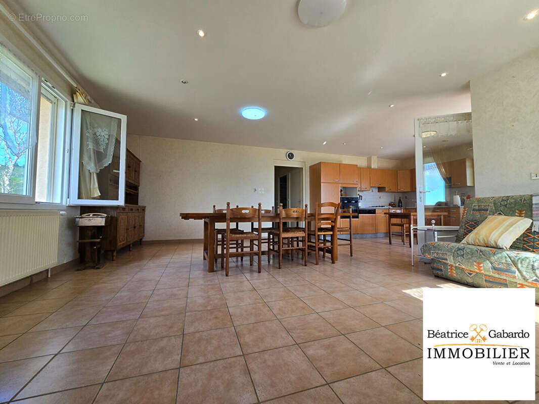 Maison Sainte-Paule 3 pièce(s) 103m² - photo 6