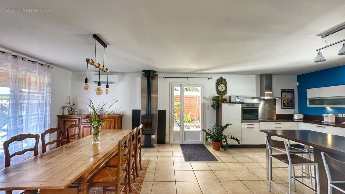 Maison à LA MURETTE