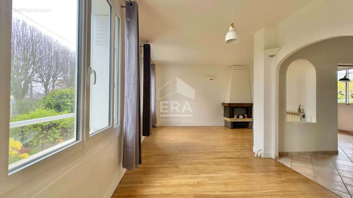 Maison à ATHIS-MONS