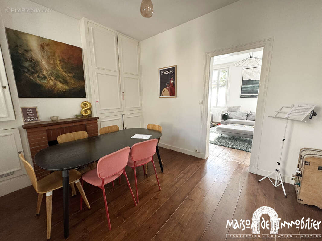 Maison à COGNAC
