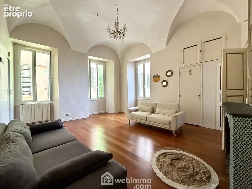 Une pièce de vie splendide de 22 m2 - Appartement à SAN-MARTINO-DI-LOTA