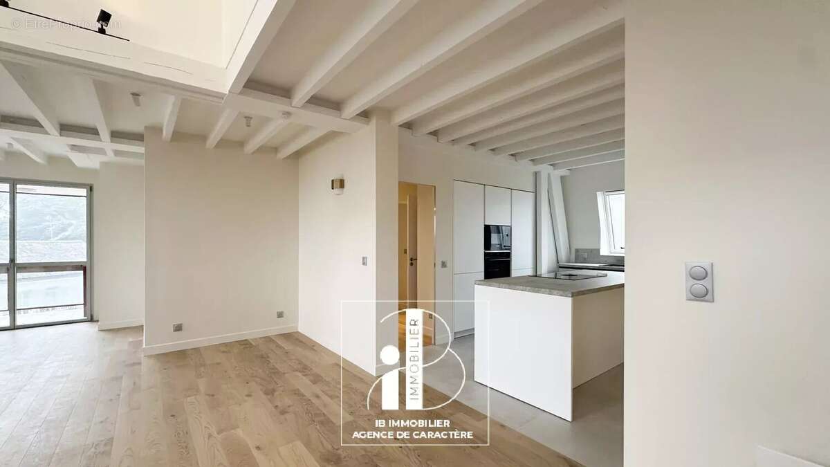 Appartement à FONTAINEBLEAU