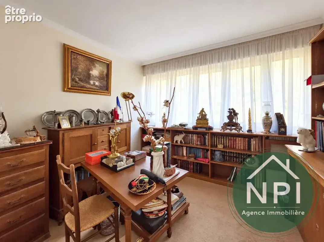Appartement 6 pièces 120 m² à vendre à Vaux-Le-Penil (77000) - photo 9