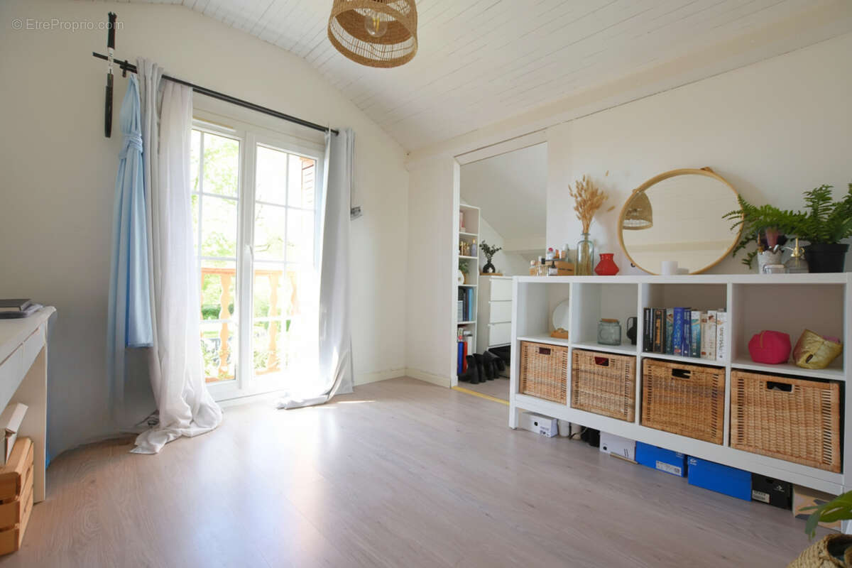 Maison à LEVIS-SAINT-NOM