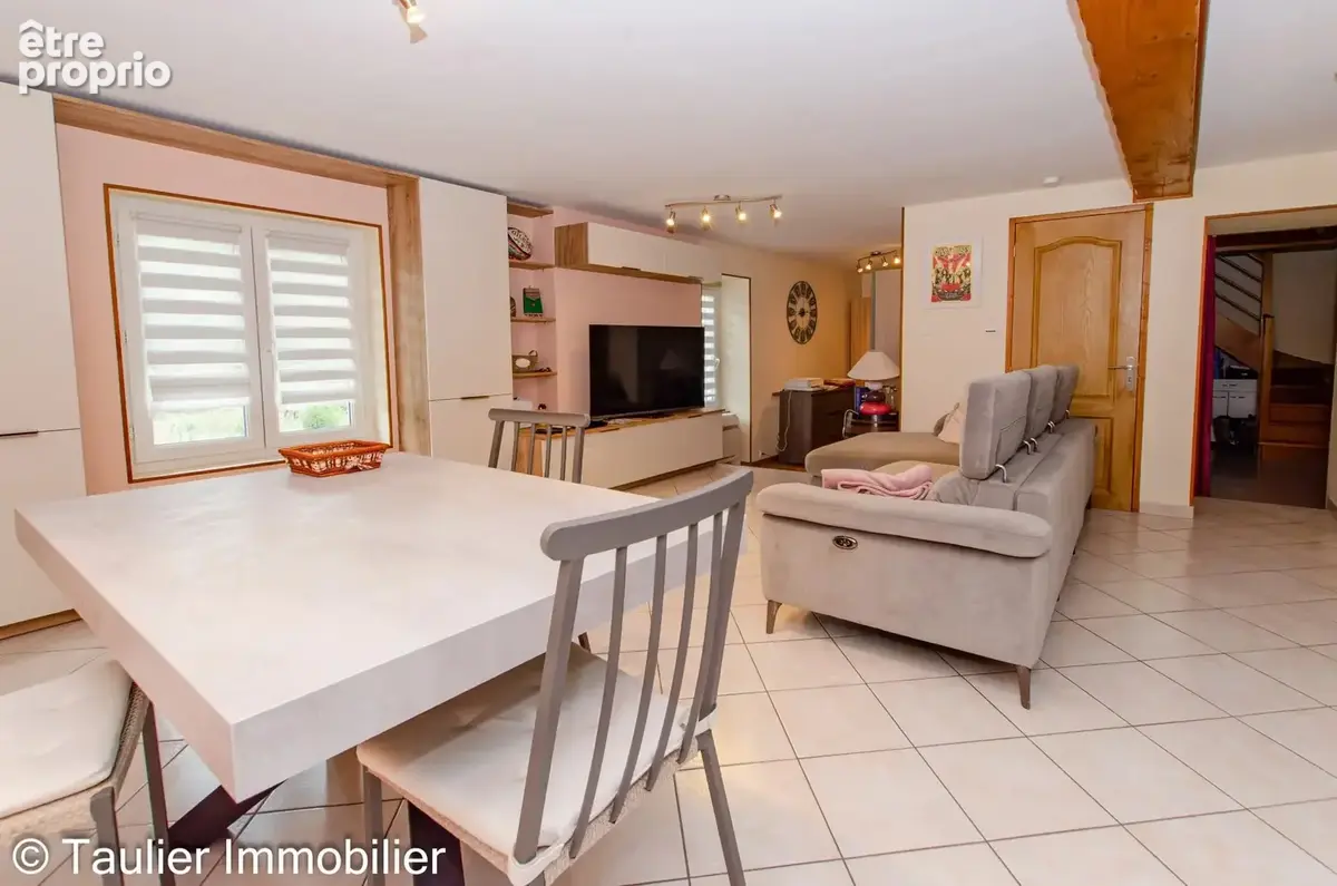 Une maison singulière, soigneusement pensée et remarquablement entretenue - photo 6