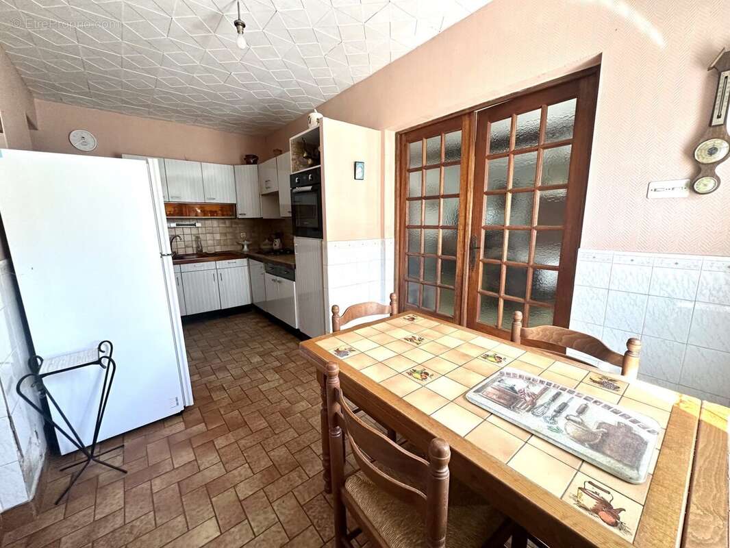 Maison à MENNEVRET