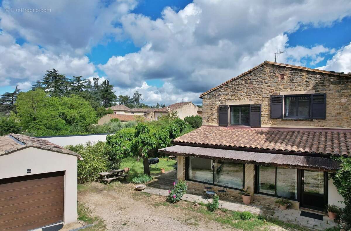 Maison à UZES