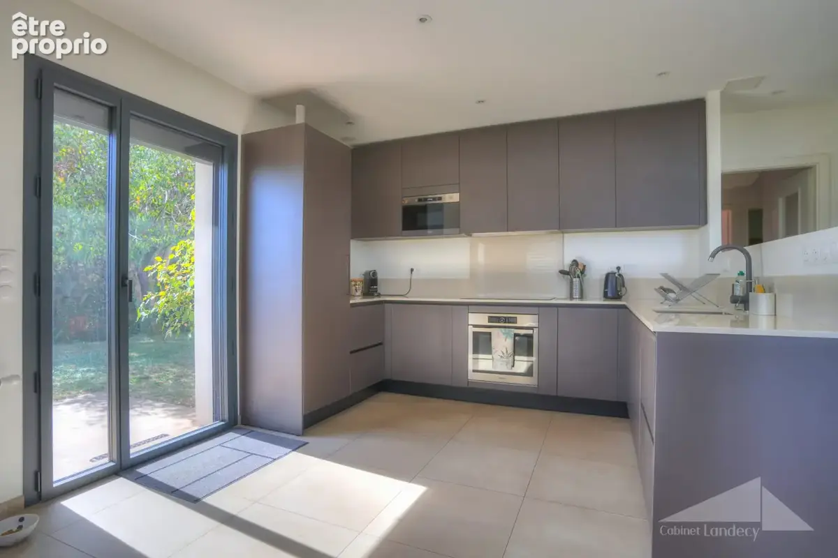 Maison 5 pièces 145 m² à vendre à Thoiry (01710) - photo 3