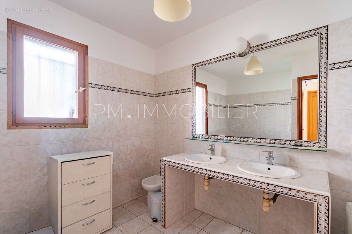 Maison à MARSEILLE-9E