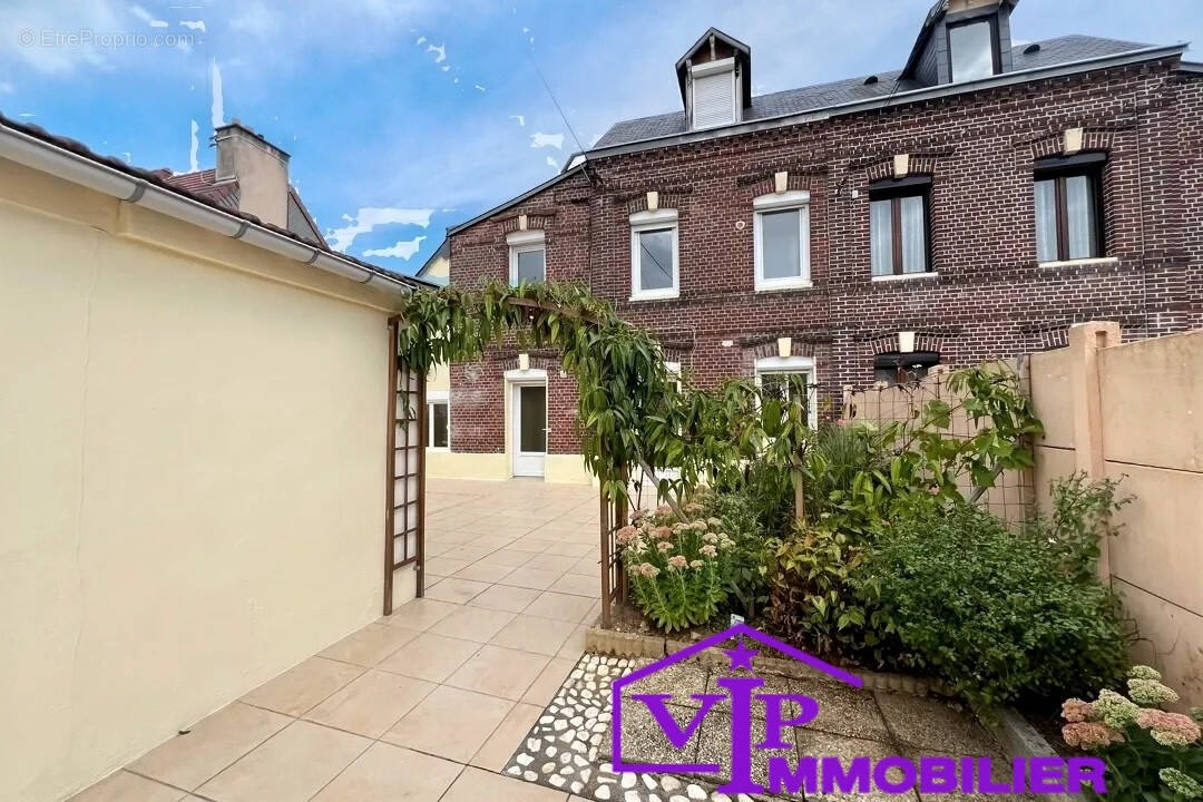 Maison à SOTTEVILLE-LES-ROUEN