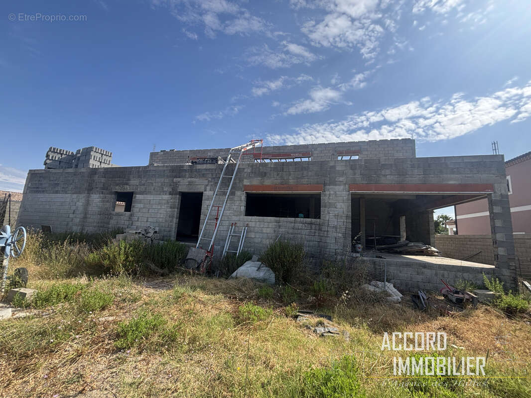 Maureilhan ,villa  en cours de construction  avec appartement T3 indépendant et garage - photo 7