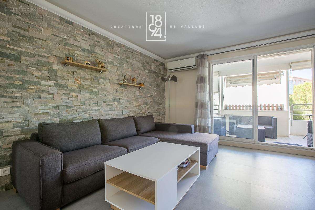 Appartement à MARSEILLE-8E