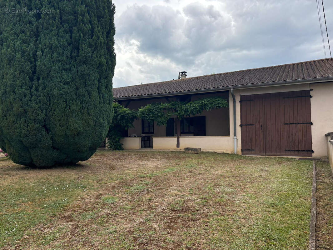 Maison à SAINT-JEAN-SUR-VEYLE