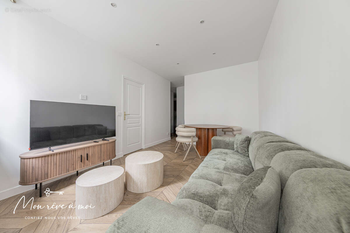 Appartement à PARIS-11E