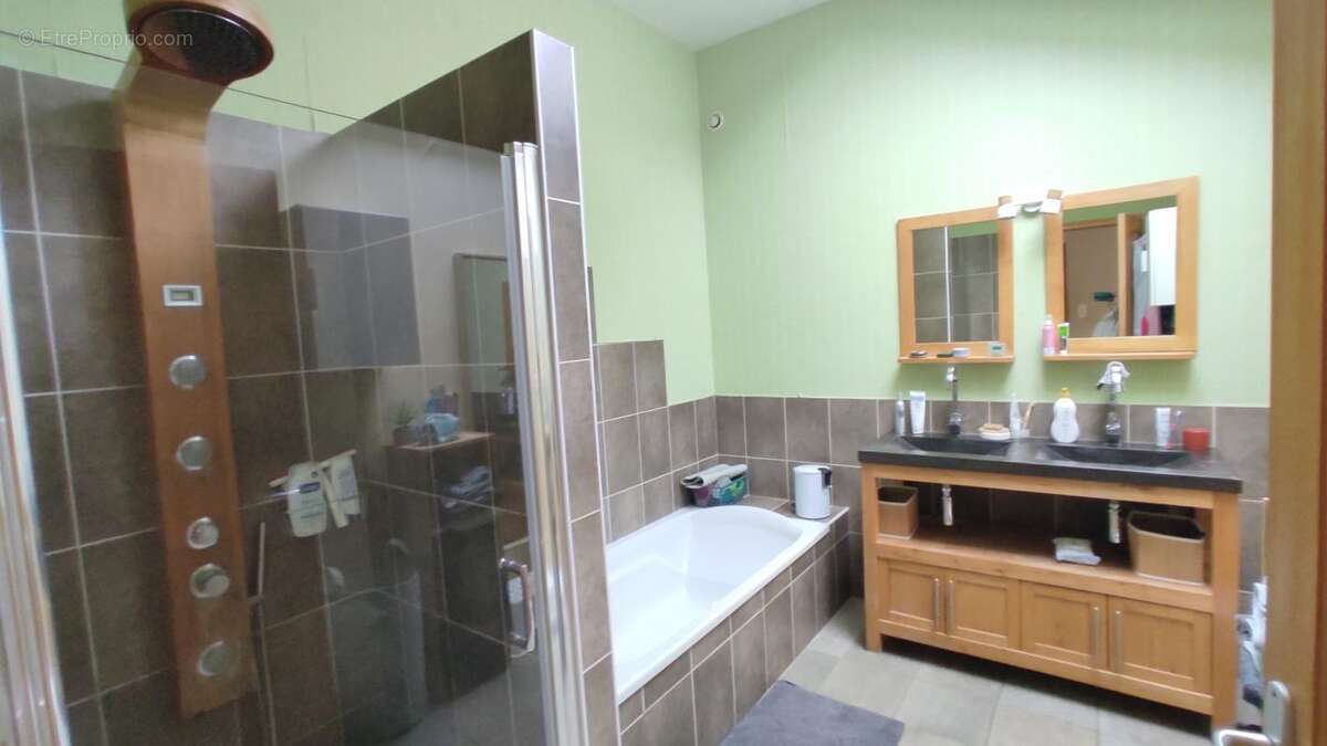 Maison à MARSAC-SUR-DON