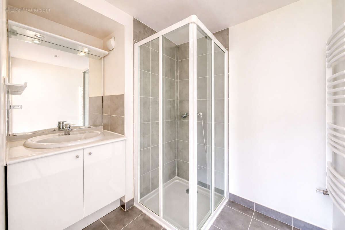 Appartement à SAINT-JACQUES-DE-LA-LANDE
