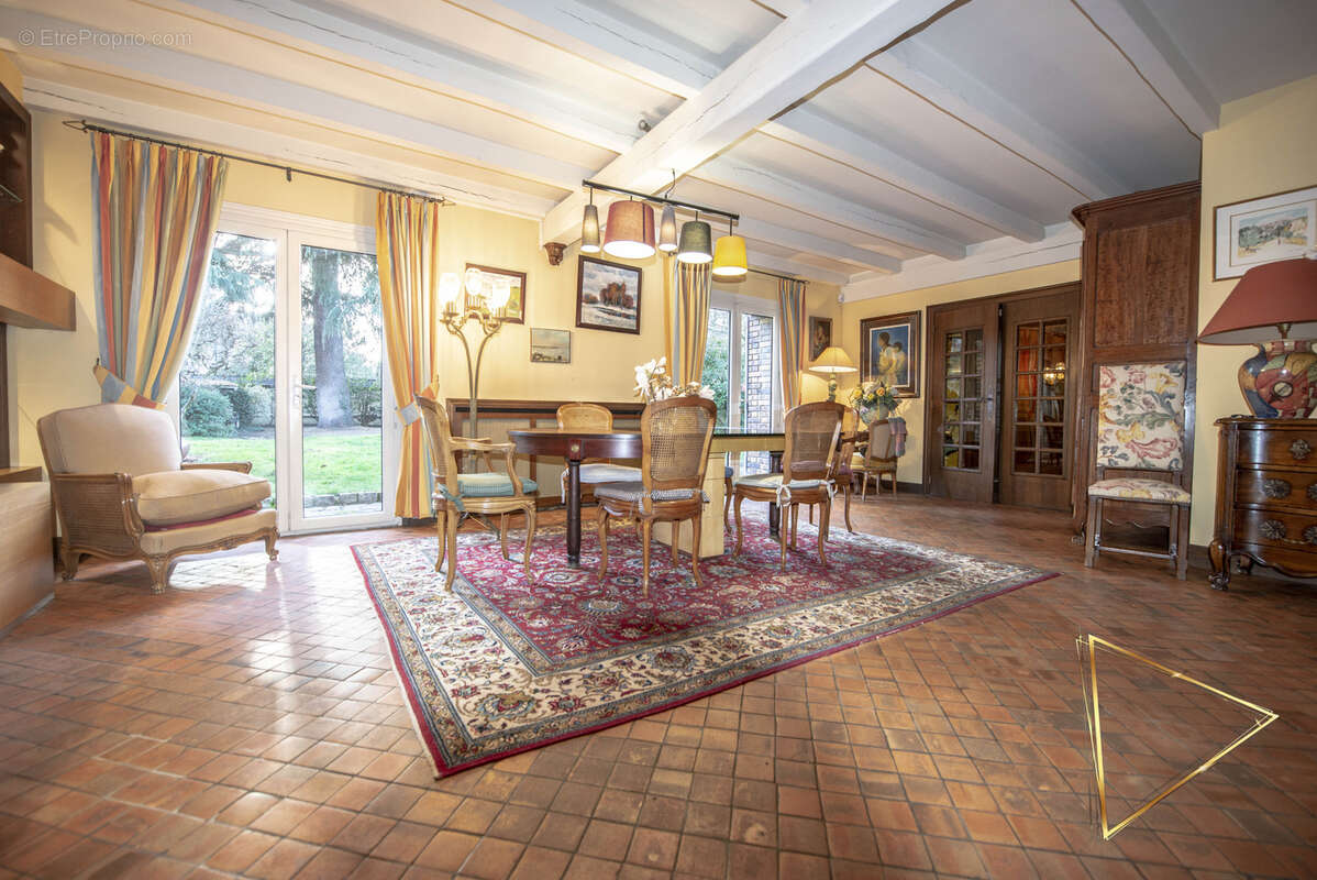 Maison à LIMEIL-BREVANNES