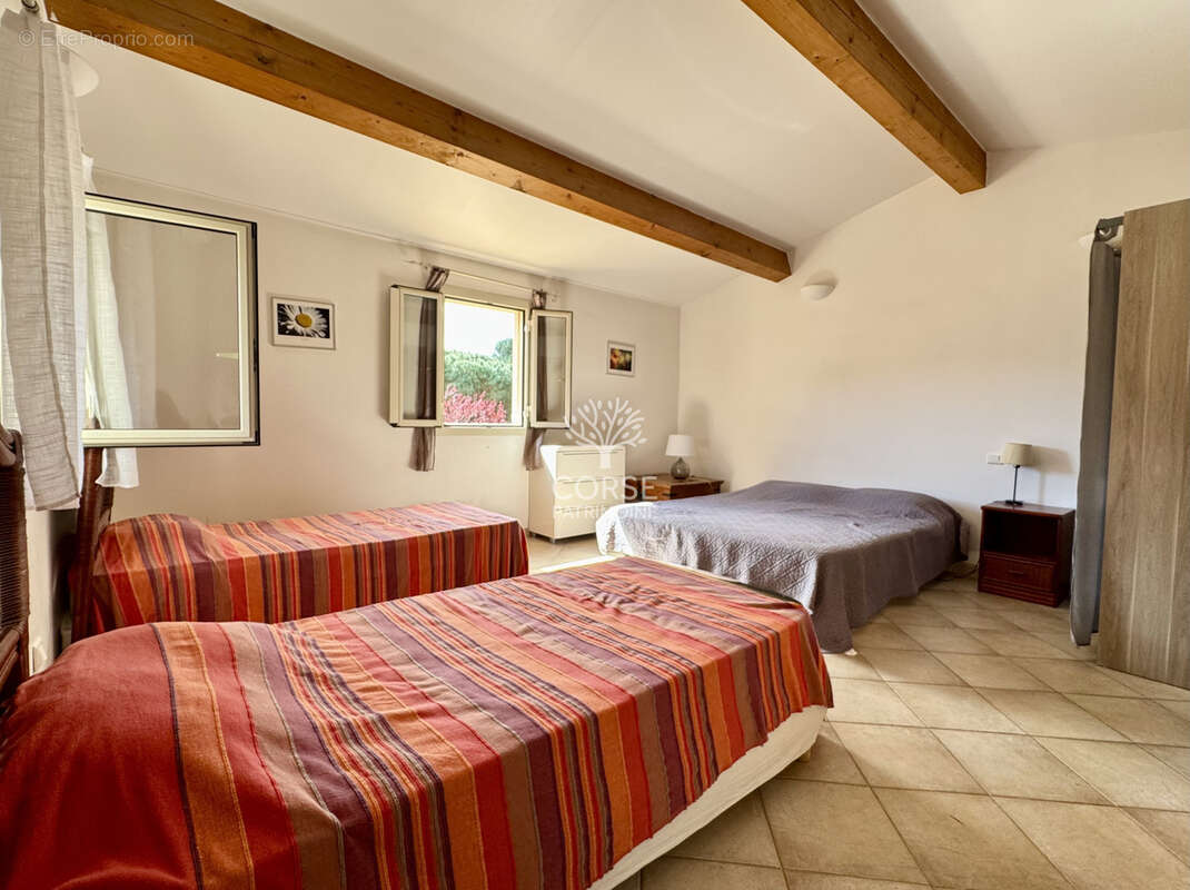 Maison à PORTO-VECCHIO