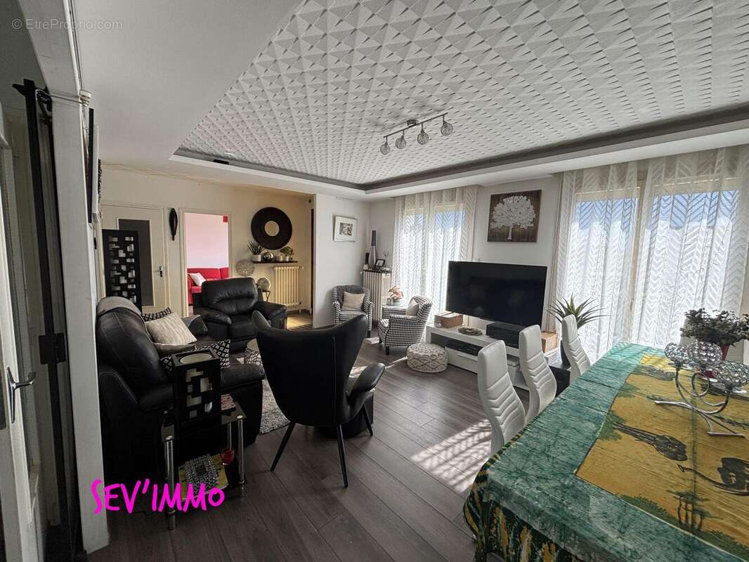 Maison à SAINT-GERMAIN-DES-FOSSES