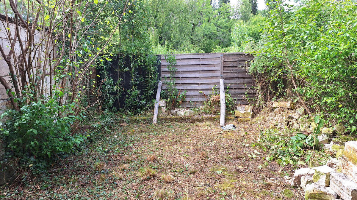 Maison proche Nontron - photo 11