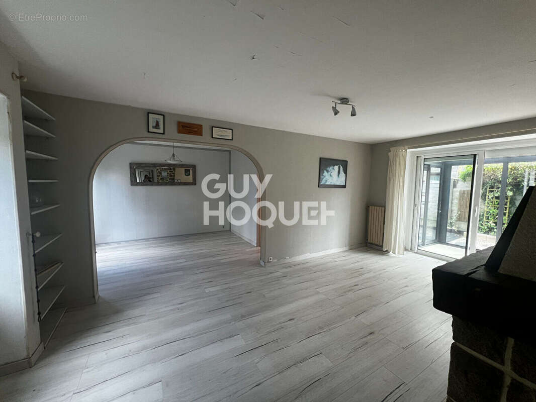 Maison à LE TRONCHET