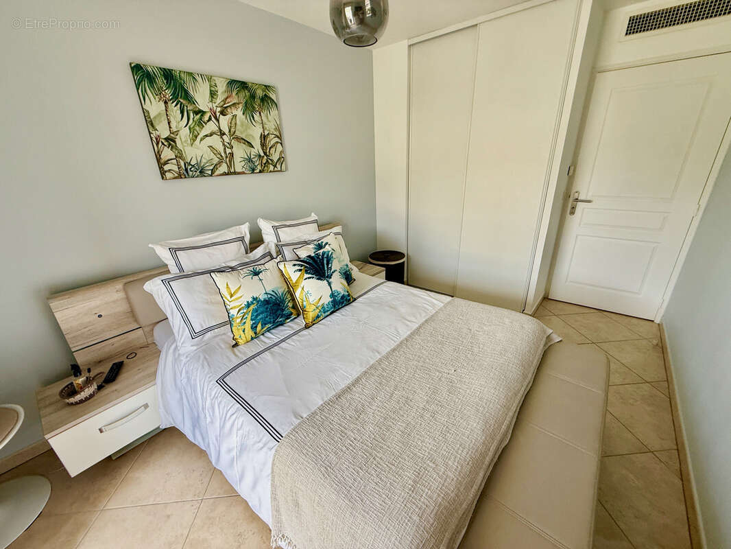 T3 contemporain 60 m2   Résidence récente et sécurisée - photo 3