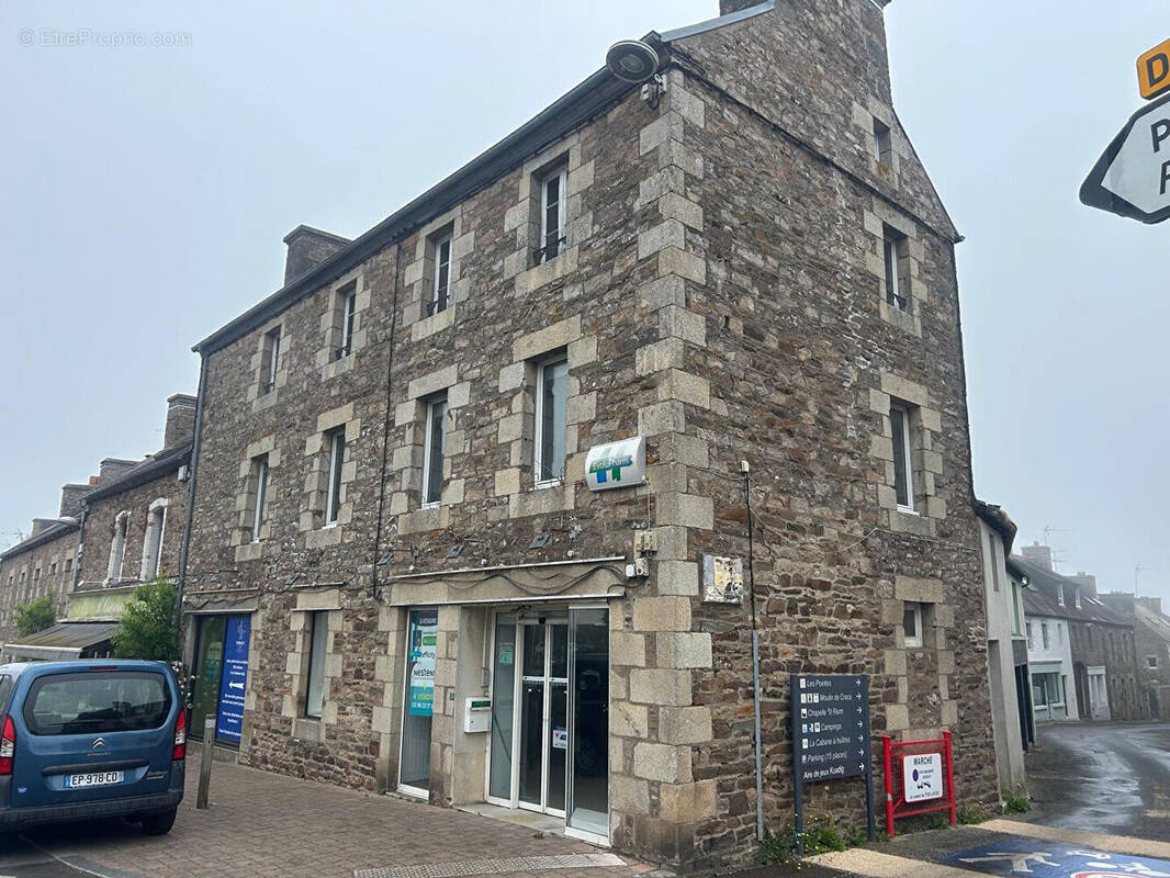 Maison à PLOUEZEC