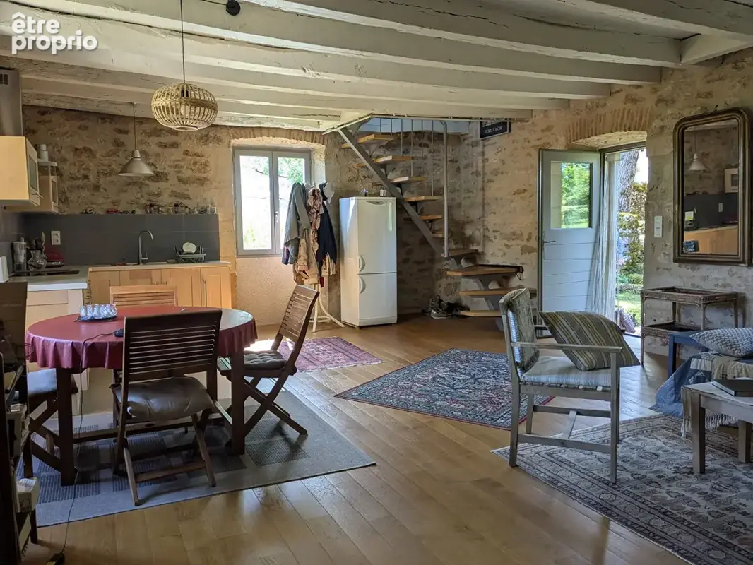 Maison en pierre avec dépendance - photo 4