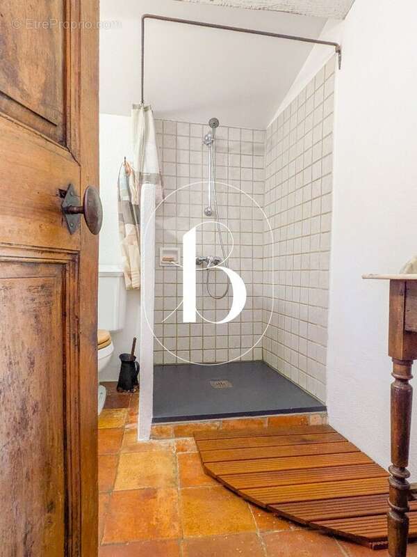 Maison à ORGNAC-L'AVEN